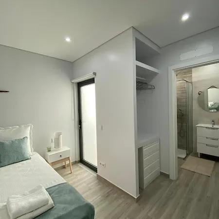 T2 Apartment *