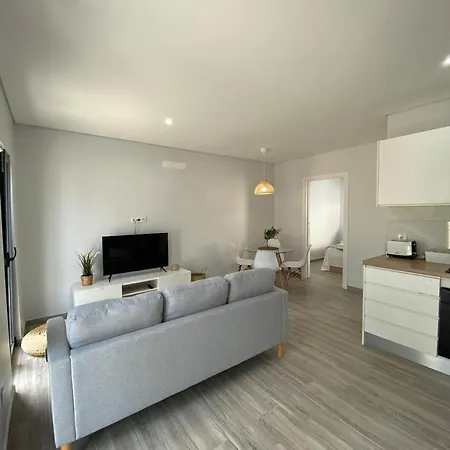 Apartment T2 *
